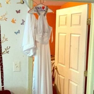 Size 4 MAY QUEEN COUTURE WHITE PROM DRESS